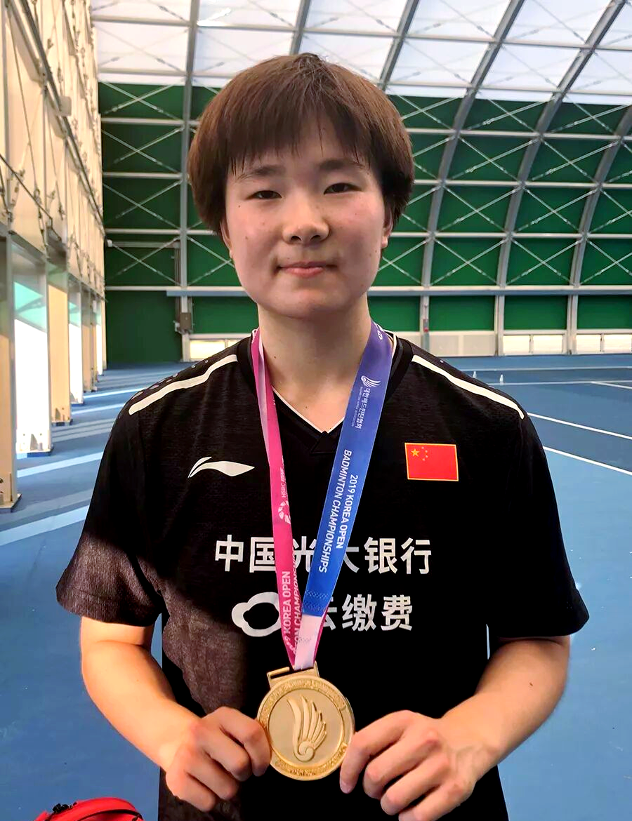 包含黑龙江女足新星崭露头角，速度和技巧并重的词条